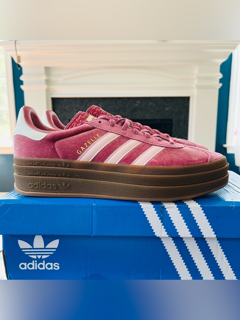 Adidas Gazelle Bold Women's 10 Sneakers "Sandy Pink Velvet" IG4389